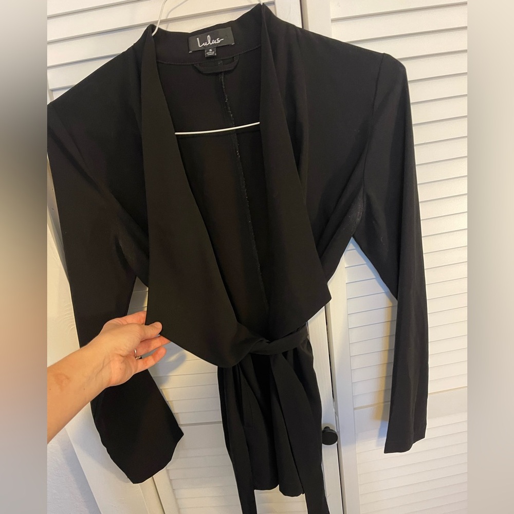 Lulus tie blazer